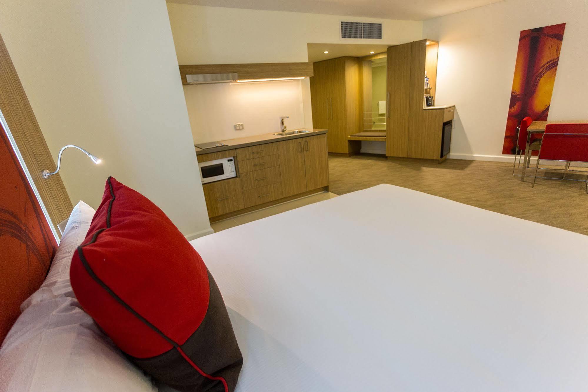 Novotel Sydney West Hq Hotel 4*