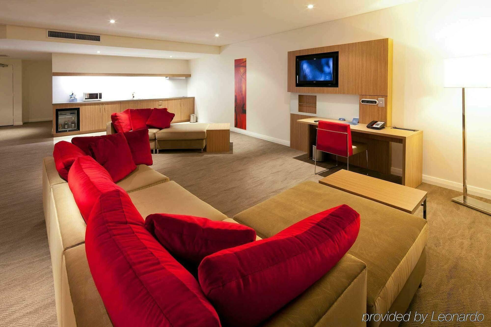 Hotel Novotel Sydney West Hq 4*
